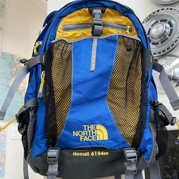 North Face Denali 694m Backpack Blue 